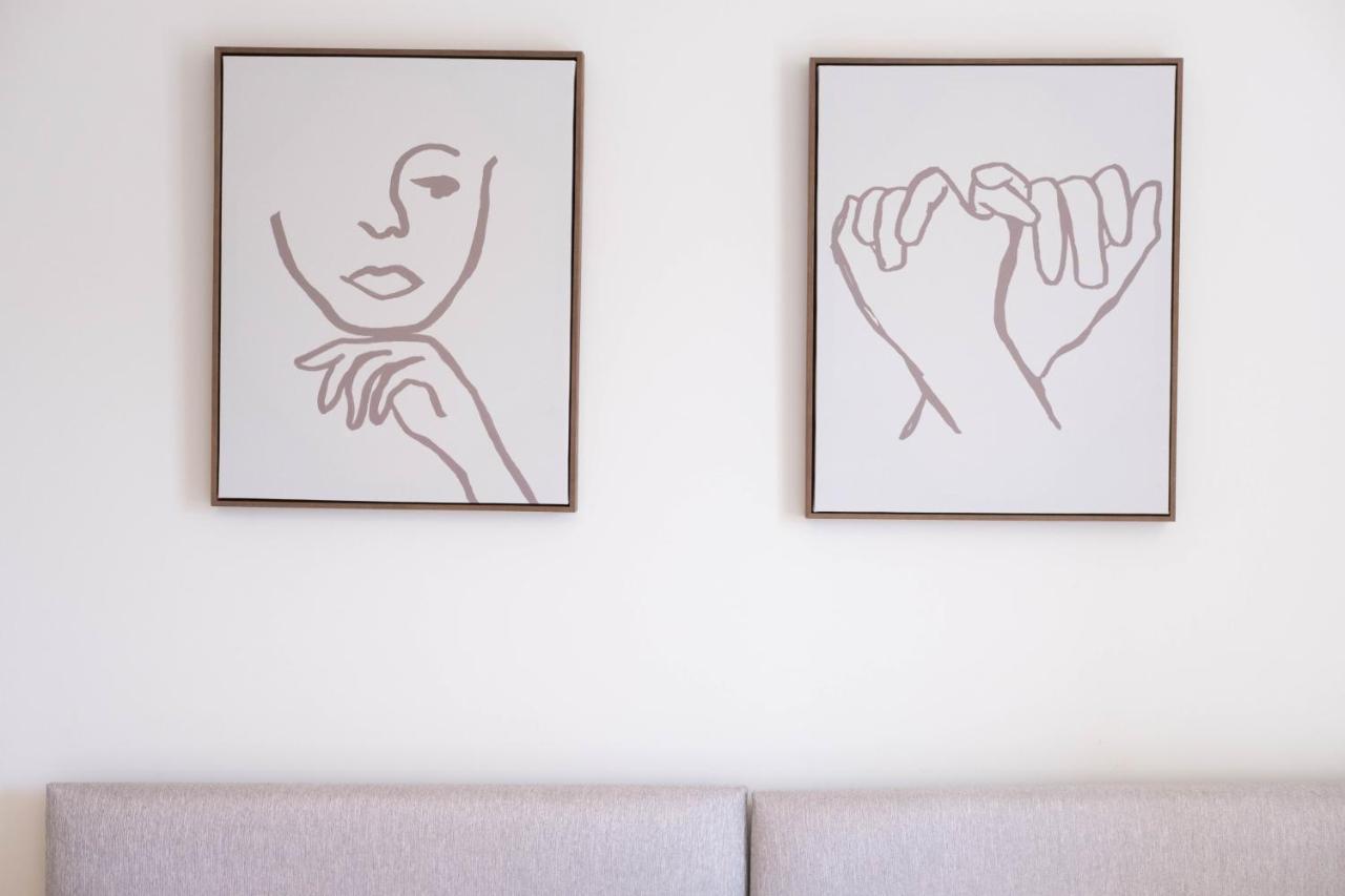 Beautiful And Comfortable Home Away From Home With Free Parking, Fast Wifi And White Crisp Hotel Standard Linen Hosted By Our Home Short Stays Northampton Bagian luar foto