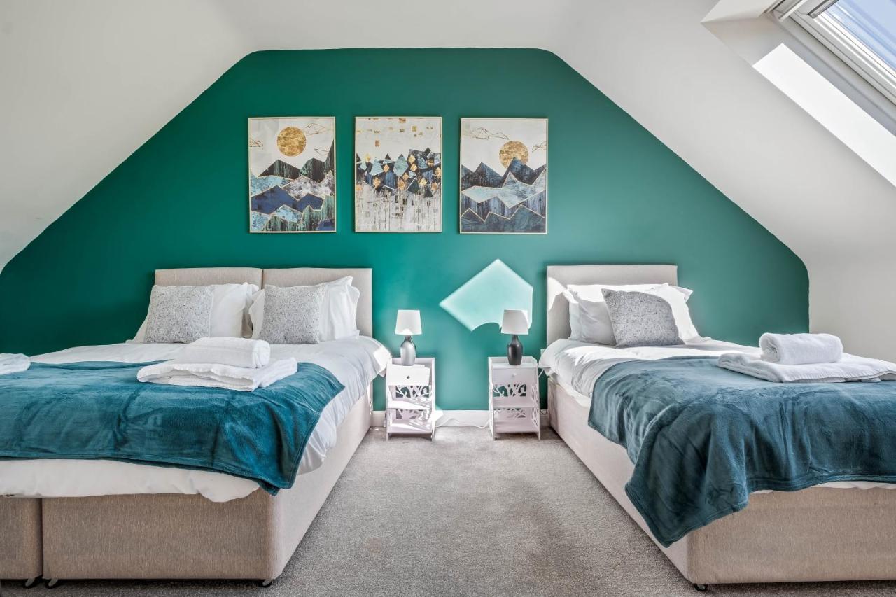 Beautiful And Comfortable Home Away From Home With Free Parking, Fast Wifi And White Crisp Hotel Standard Linen Hosted By Our Home Short Stays Northampton Bagian luar foto